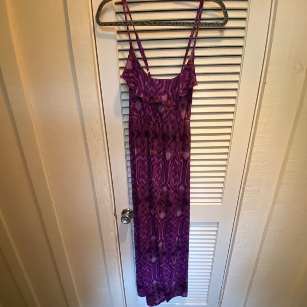 ELLE purple mosaic x back‎ ruffled maxi dress